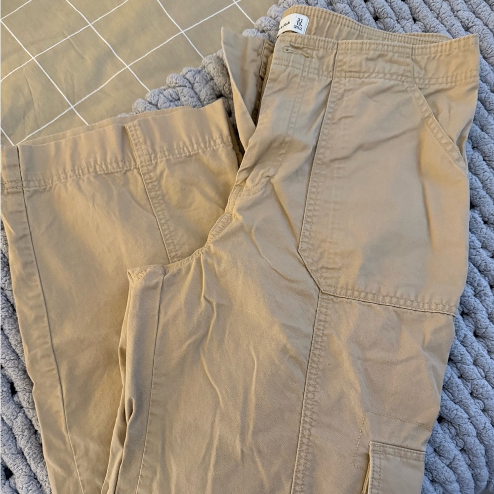 Abercrombie cargo pants 31/R